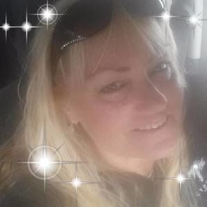 Meet your Posher, Debra